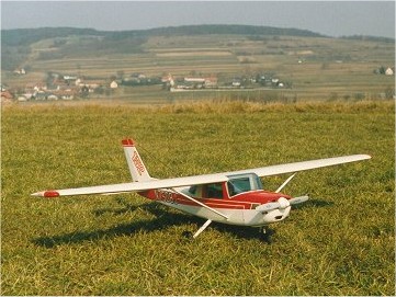 Cessna 152  - Foto 01