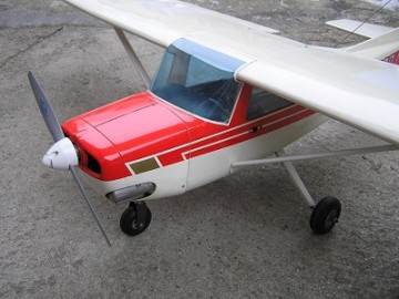 Cessna 152  - Foto 02