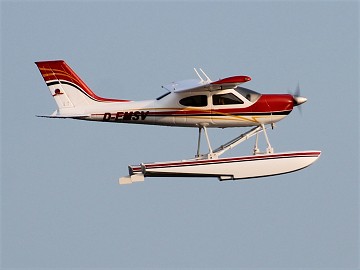 Cessna 177 - Foto 09