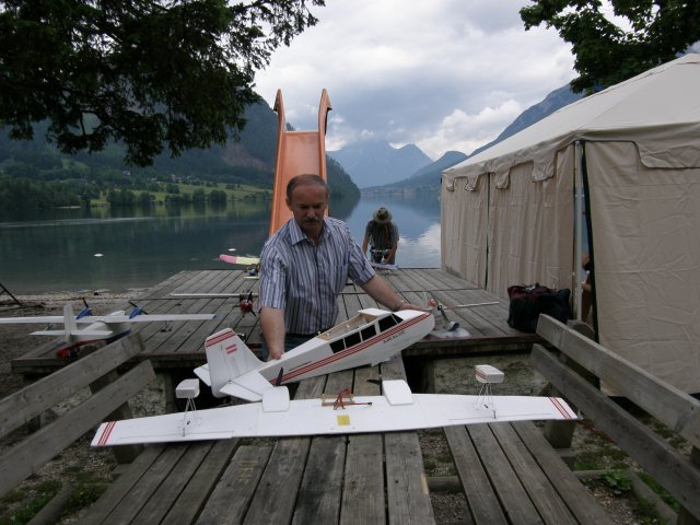 Elektro-Wasserfliegertreffen Grundlsee am 07. und 08. Juni 2008 - Foto 38 - klick = zurck zum Index