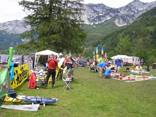 Elektro-Wasserfliegertreffen Grundlsee am 06. und 07. Juni 2009 - Foto 71 - klick = zurck zum Index