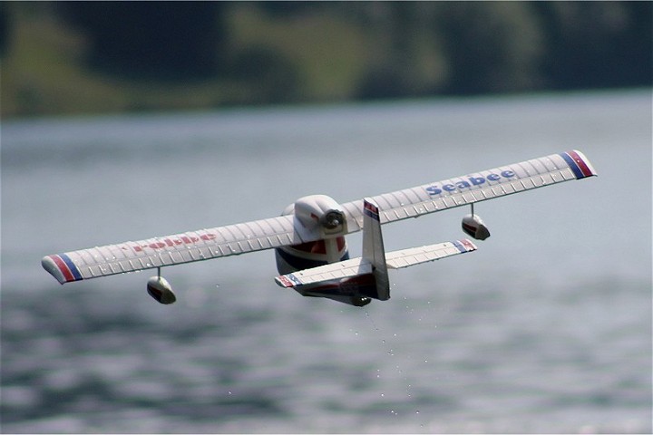 Elektro-Wasserfliegertreffen Grundlsee von 02. bis 03. Juni 2012 - Foto 87 - klick = zurck zum Index