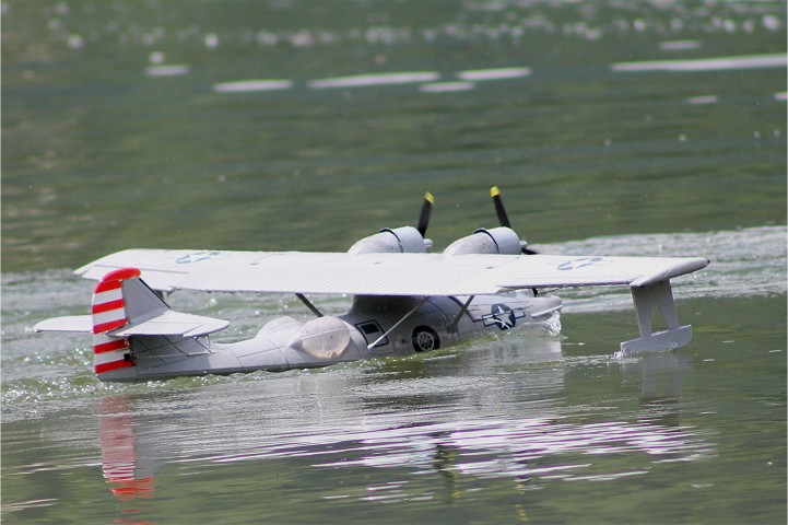 Elektro-Wasserfliegertreffen Grundlsee von 08. bis 09. Juni 2013 - Foto 30 - klick = zurck zum Index