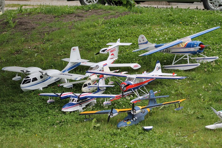 Elektro-Wasserfliegertreffen Grundlsee von 08. bis 09. Juni 2013 - Foto 94 - klick = zurck zum Index