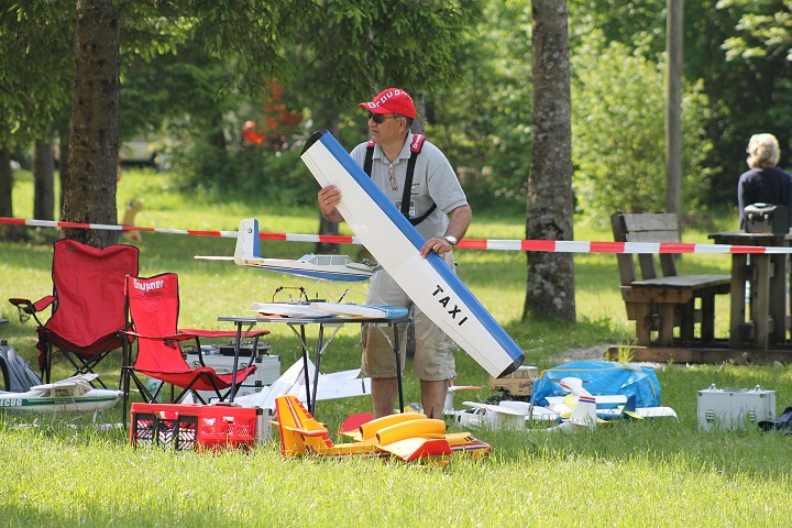 Elektro-Wasserfliegertreffen Grundlsee von 24. bis 25. Mai 2014 - Foto 71 - klick = zurck zum Index