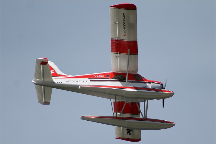 Elektro-Wasserfliegertreffen Grundlsee von 21. bis 22. Mai 2016 - Foto 17 - klick = zurck zum Index