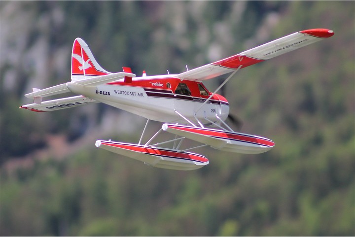 Elektro-Wasserfliegertreffen Grundlsee von 21. bis 22. Mai 2016 - Foto 19 - klick = zurck zum Index