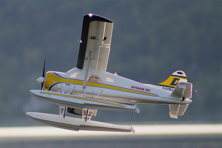 Elektro-Wasserfliegertreffen Grundlsee von 21. bis 22. Mai 2016 - Foto 40 - klick = zurck zum Index