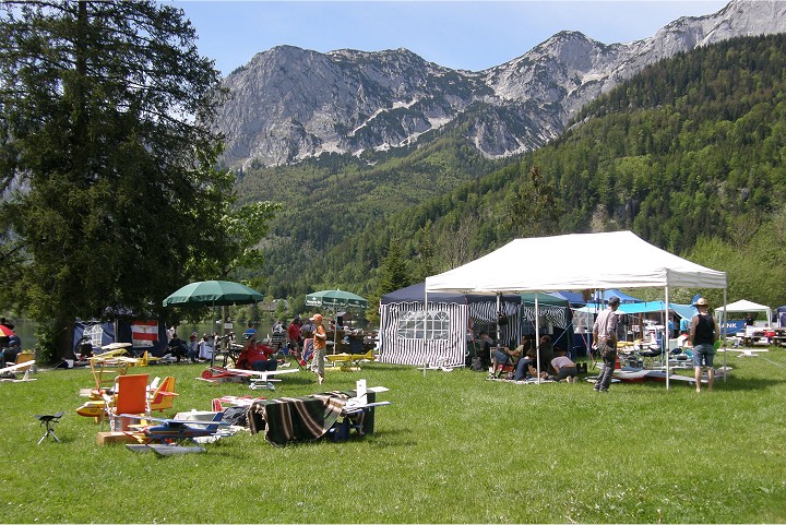 Elektro-Wasserfliegertreffen Grundlsee von 21. bis 22. Mai 2016 - Foto 49 - klick = zurck zum Index