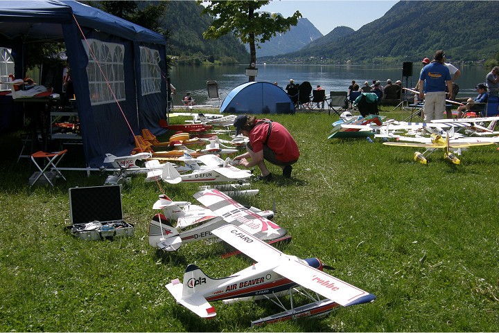 Elektro-Wasserfliegertreffen Grundlsee von 21. bis 22. Mai 2016 - Foto 51 - klick = zurck zum Index