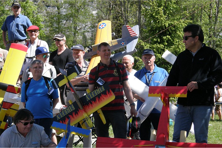 Elektro-Wasserfliegertreffen Grundlsee von 21. bis 22. Mai 2016 - Foto 69 - klick = zurck zum Index