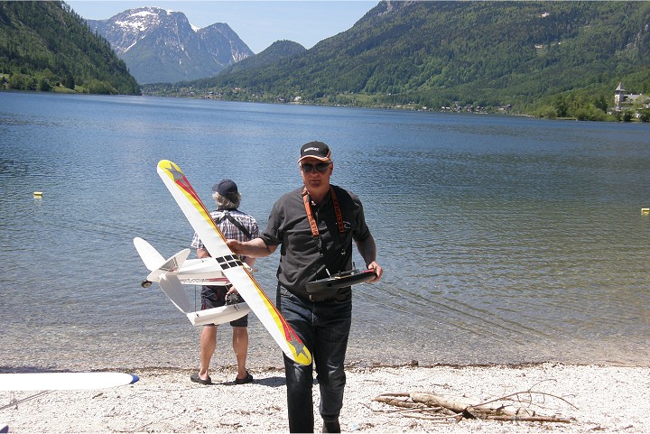 Elektro-Wasserfliegertreffen Grundlsee von 21. bis 22. Mai 2016 - Foto 71 - klick = zurck zum Index