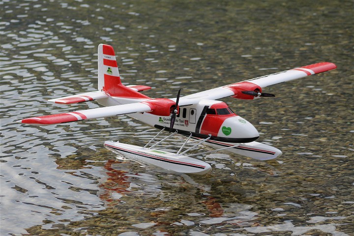 Elektro-Wasserfliegertreffen Grundlsee von 13. bis 14. Mai 2017 -  Foto 01 - klick = zurck zum Index