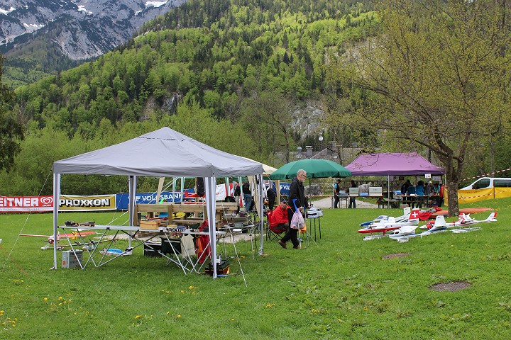 Elektro-Wasserfliegertreffen Grundlsee von 13. bis 14. Mai 2017 - Foto 52 - klick = zurck zum Index