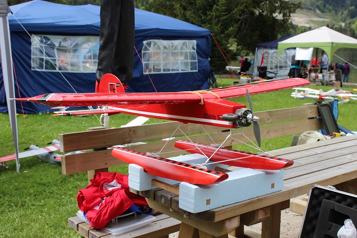 Elektro-Wasserfliegertreffen Grundlsee von 13. bis 14. Mai 2017 - Foto 67 - klick = zurck zum Index