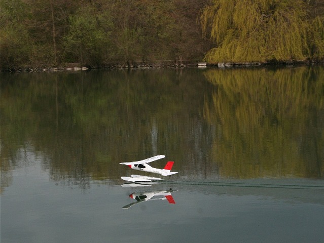 Ratzersdorfer See, 06. April 2008 - Foto 17 - klick = zurck zum Index