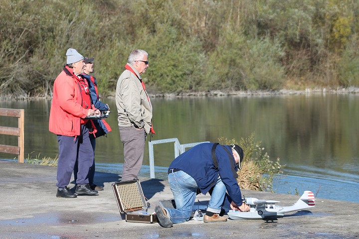 Ratzersdorfer See, 10. November 2013 - Foto 72 - klick = zurck zum Index